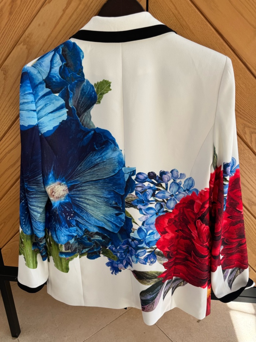 Alice + Olivia DENNY LE PARISIEN NOTCH COLLAR BOYFRIEND BLAZER, Size 8 - Picture 9 of 11